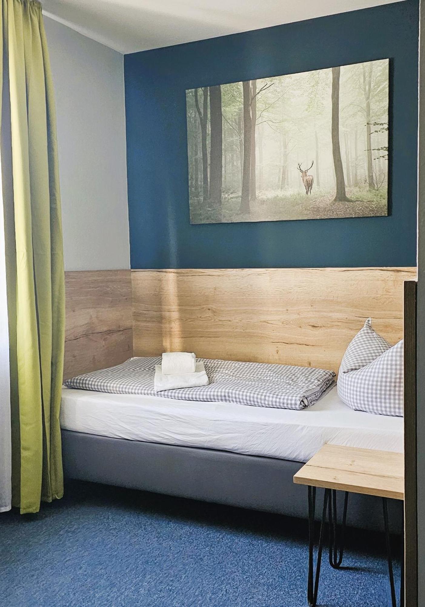 Novitel Pension Pliening - Muenchen Messe Buitenkant foto